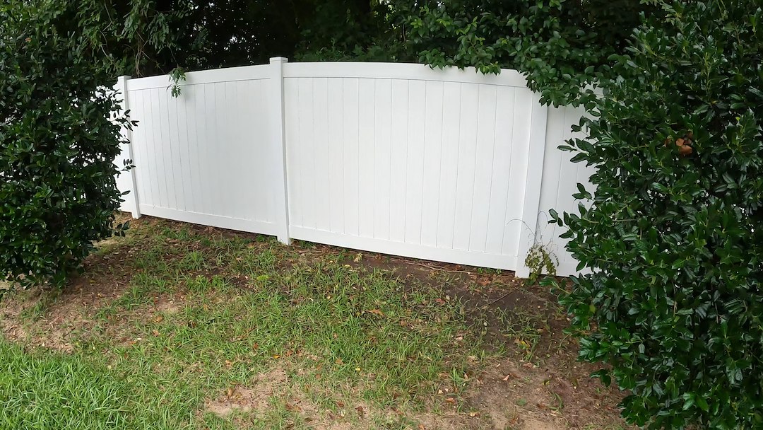 Fence Cleaning Service for Seven Lakes Gas Station