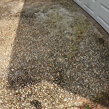 Residential Driveway and Walkway Cleaning for Home Sale Preparation 1