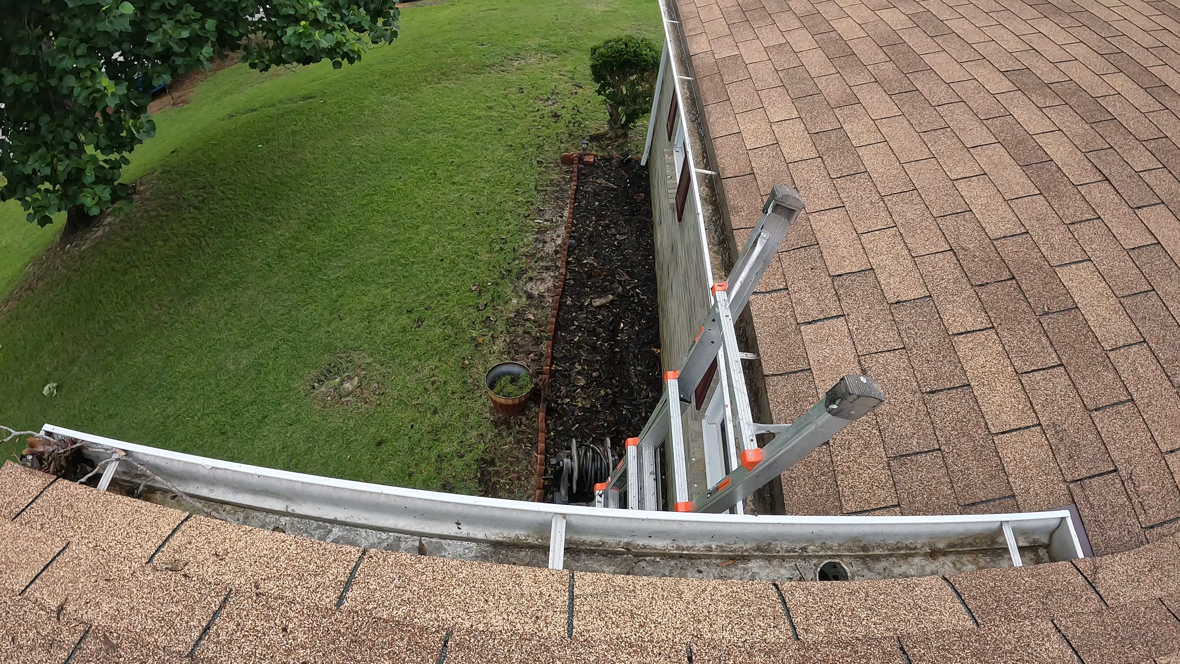 Residential Gutter Cleaning in Fayetteville, NC